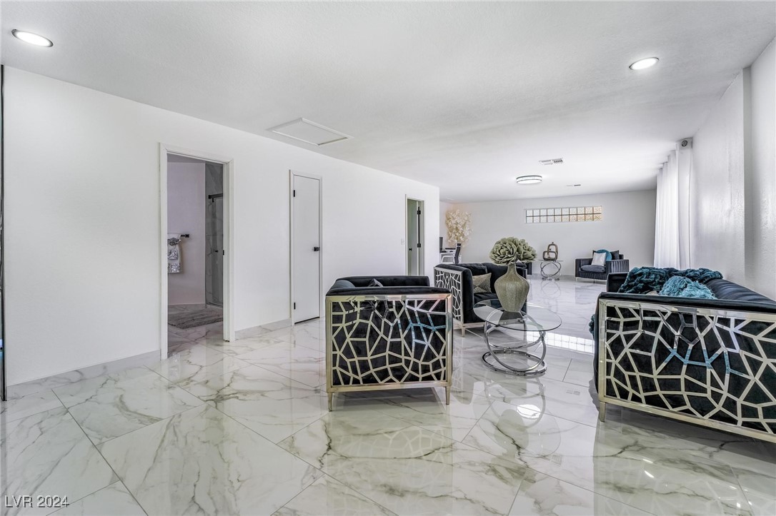 782 Santree Circle