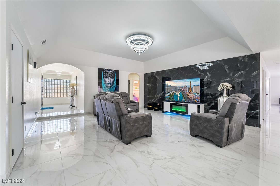782 Santree Circle