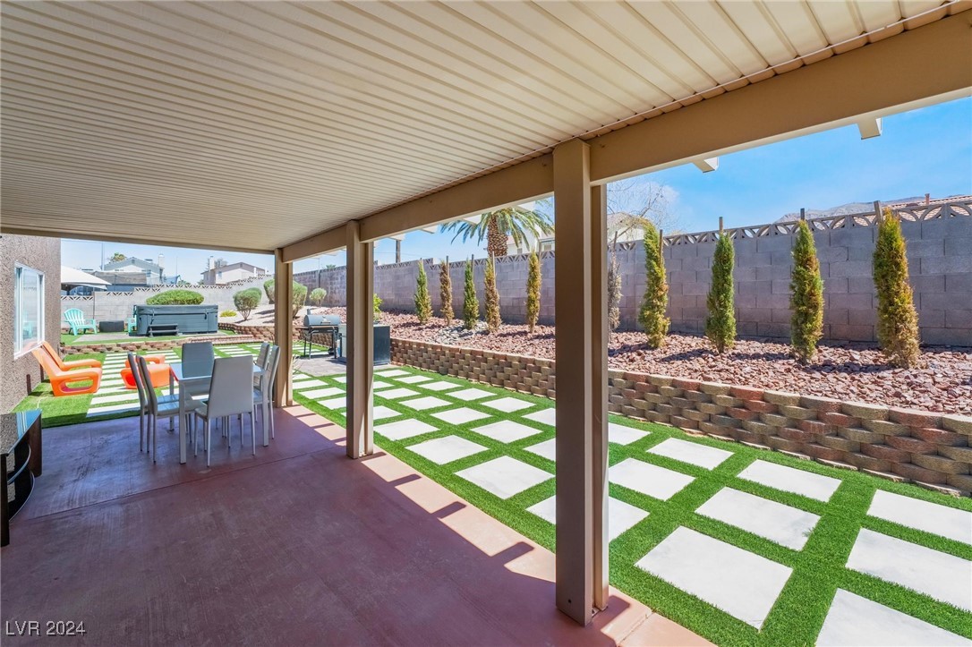 782 Santree Circle