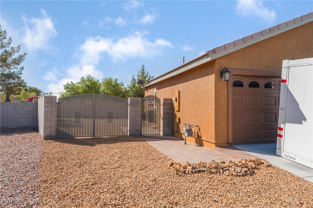 5431 Regal Willow Court