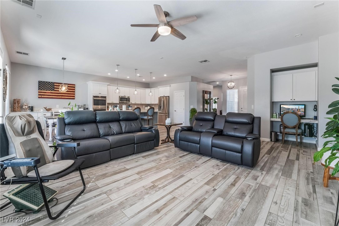 5431 Regal Willow Court