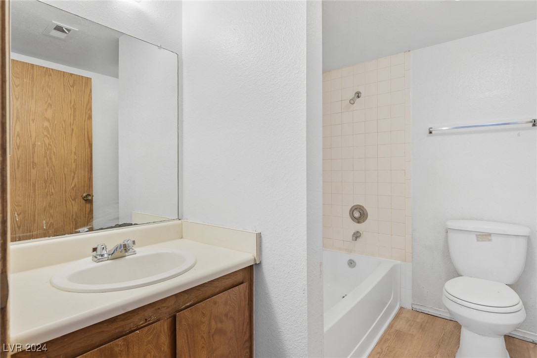 2714 Aarondavid Drive