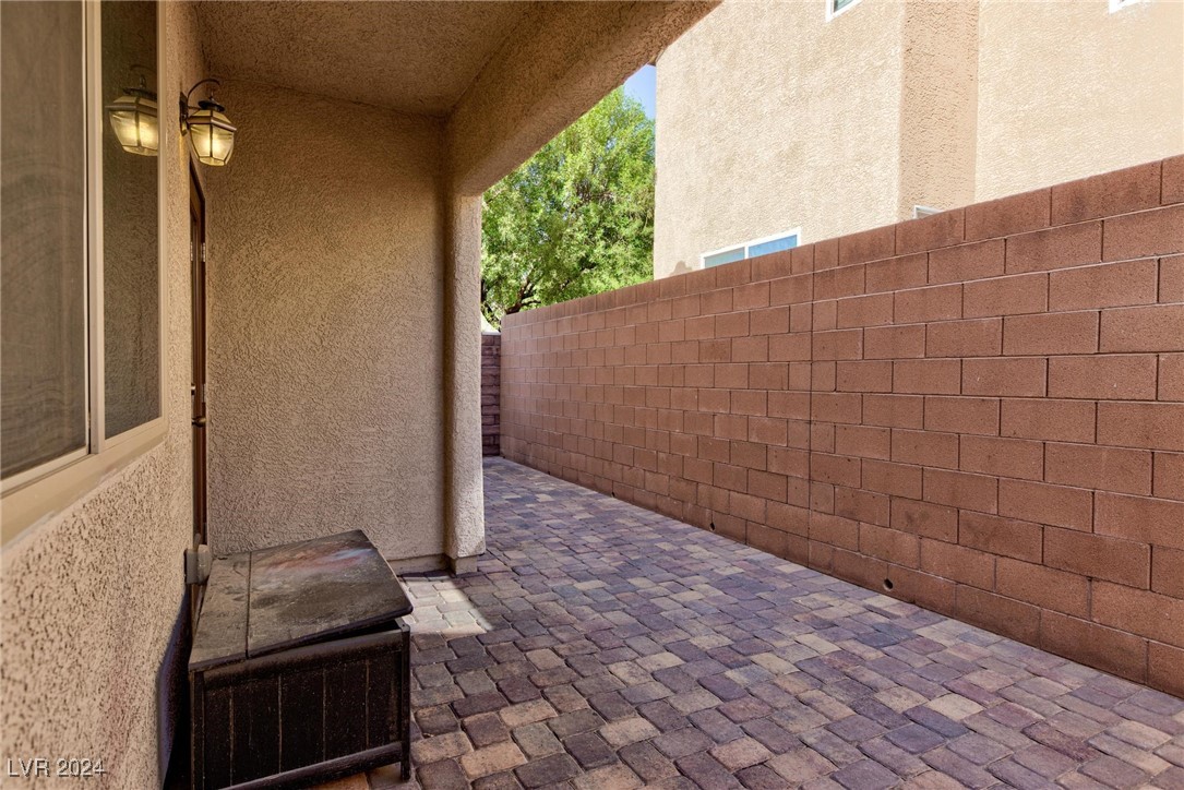 7778 Flowering Quince Drive