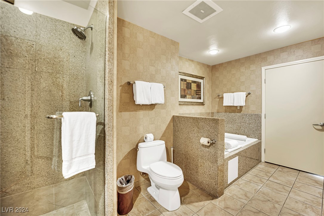 211 East Flamingo Road 1007