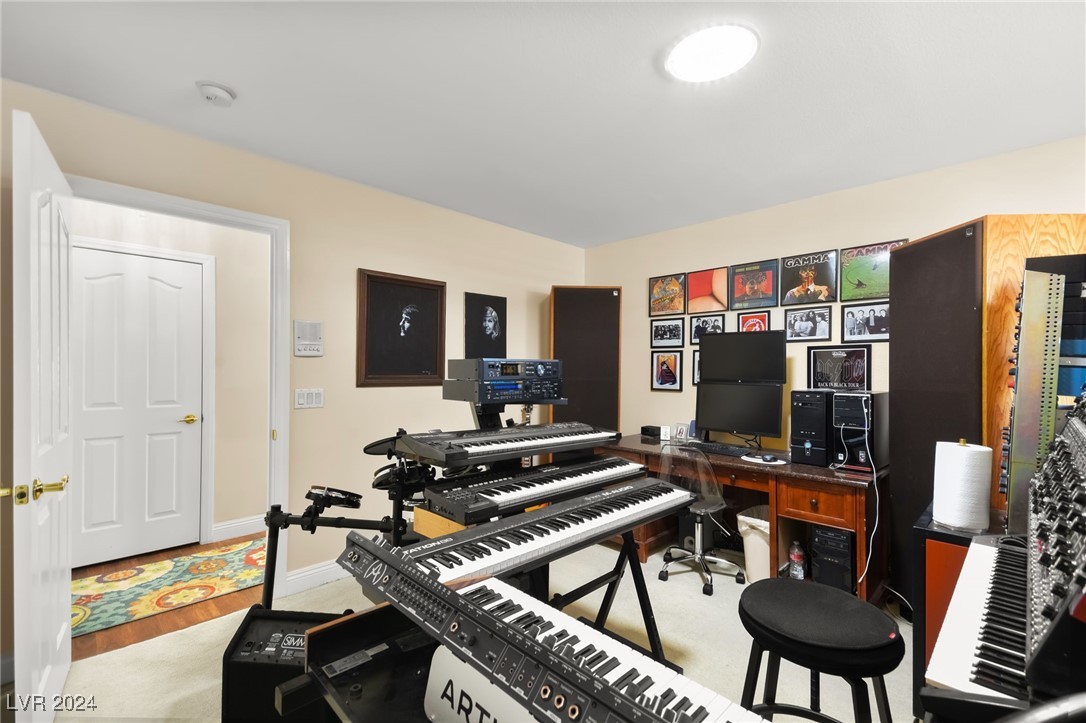 1315 Athens Point Avenue