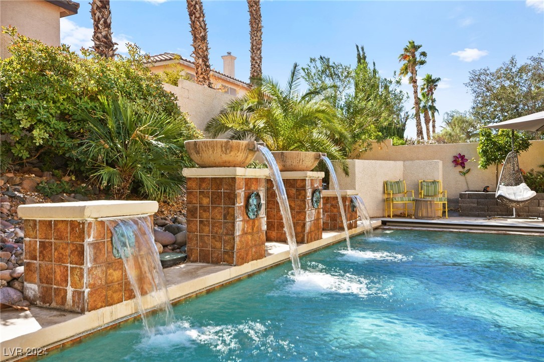 1315 Athens Point Avenue