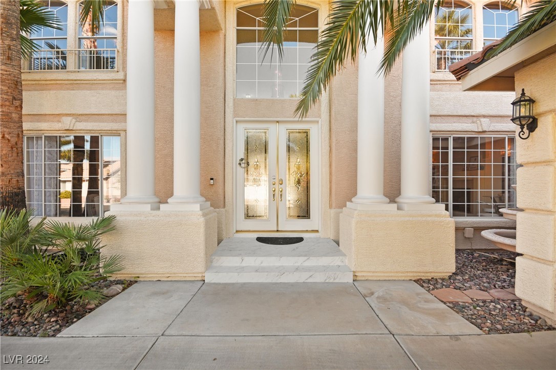 1315 Athens Point Avenue