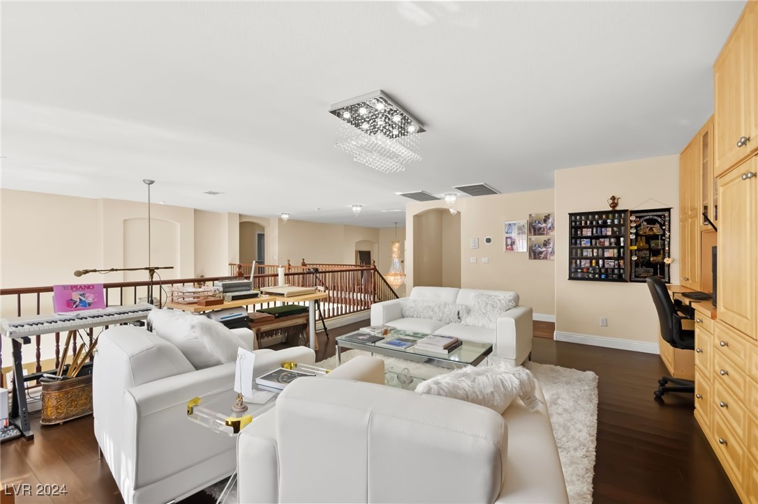 1315 Athens Point Avenue