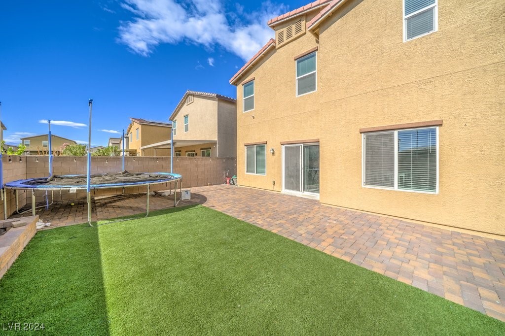 4023 Lady Fern Avenue
