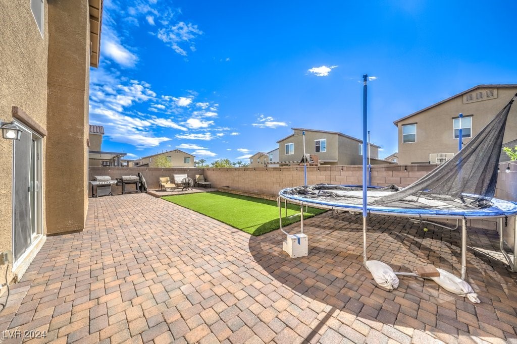 4023 Lady Fern Avenue