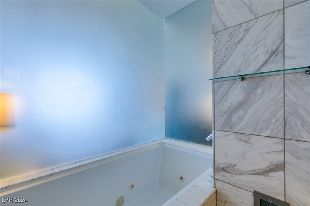 4381 West Flamingo Road 2920