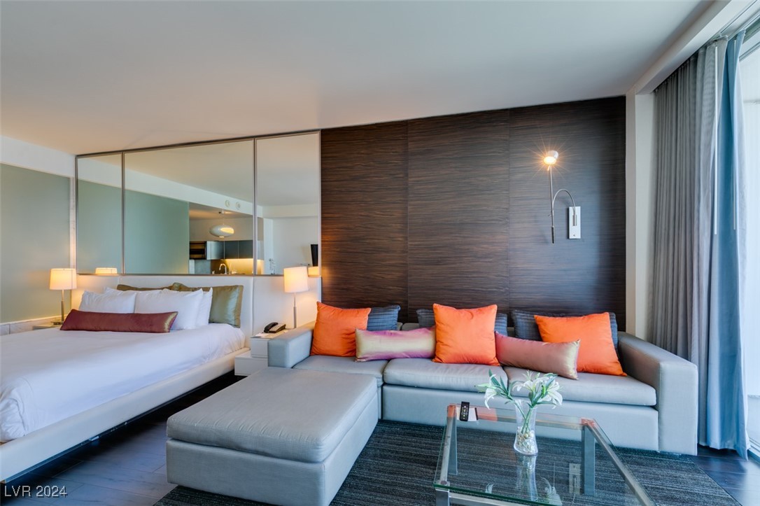 4381 West Flamingo Road 2920