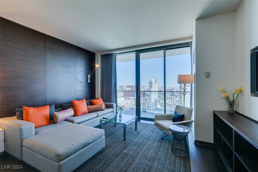 4381 West Flamingo Road 2920