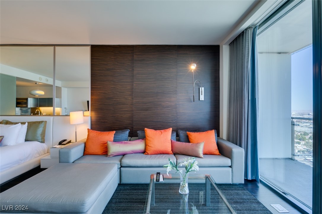 4381 West Flamingo Road 2920