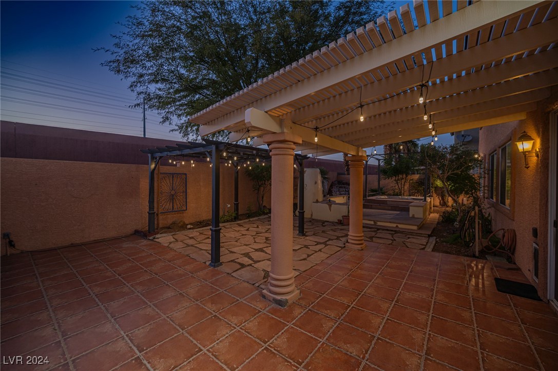 3053 Lenoir Street