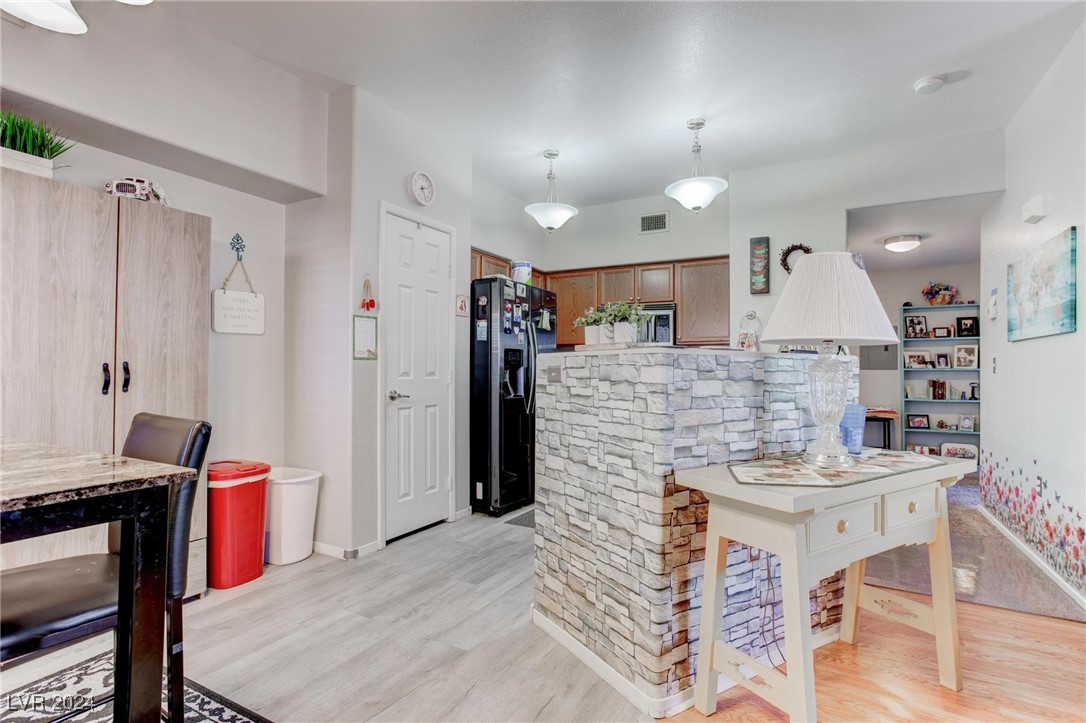 9303 Gilcrease Avenue 1198