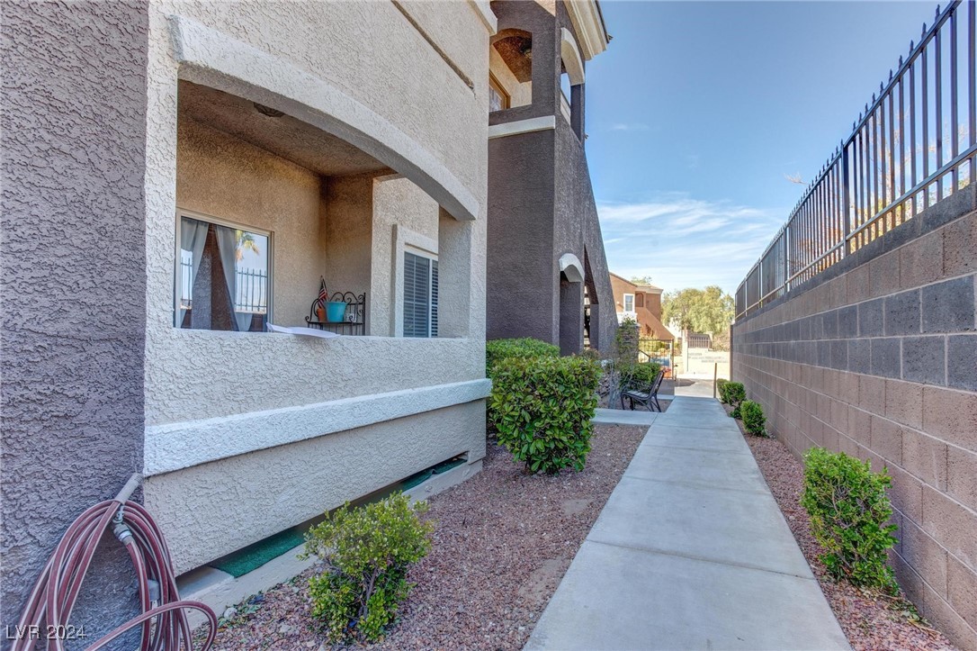 9303 Gilcrease Avenue 1198