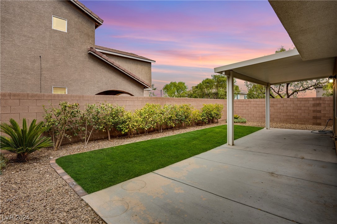 10450 Prairie Mountain Avenue