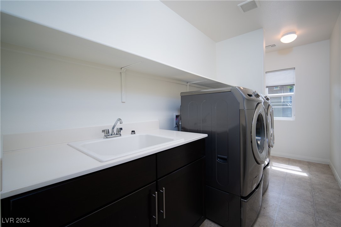 10450 Prairie Mountain Avenue