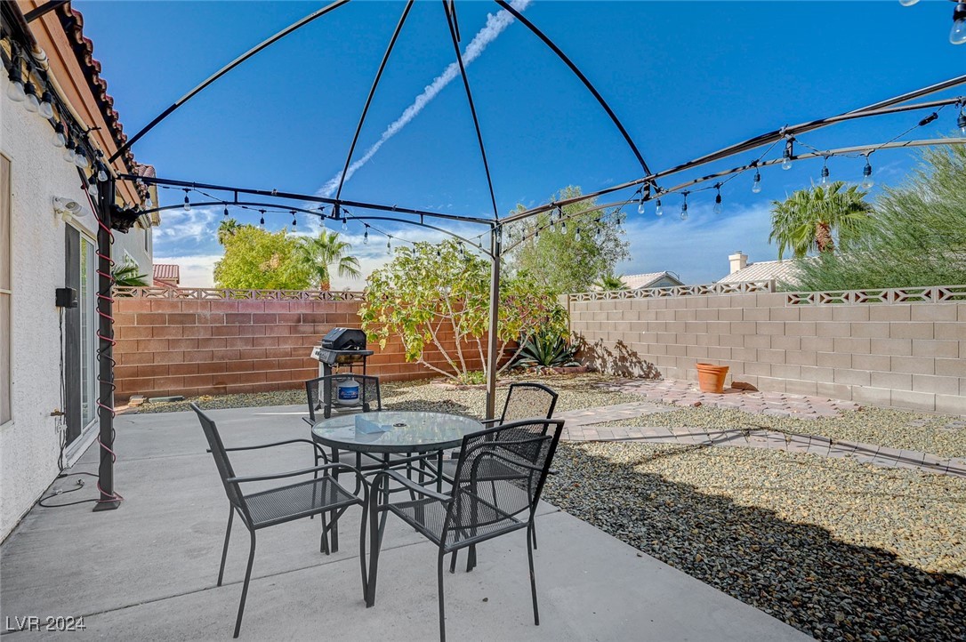 1916 Mount Carmel Avenue