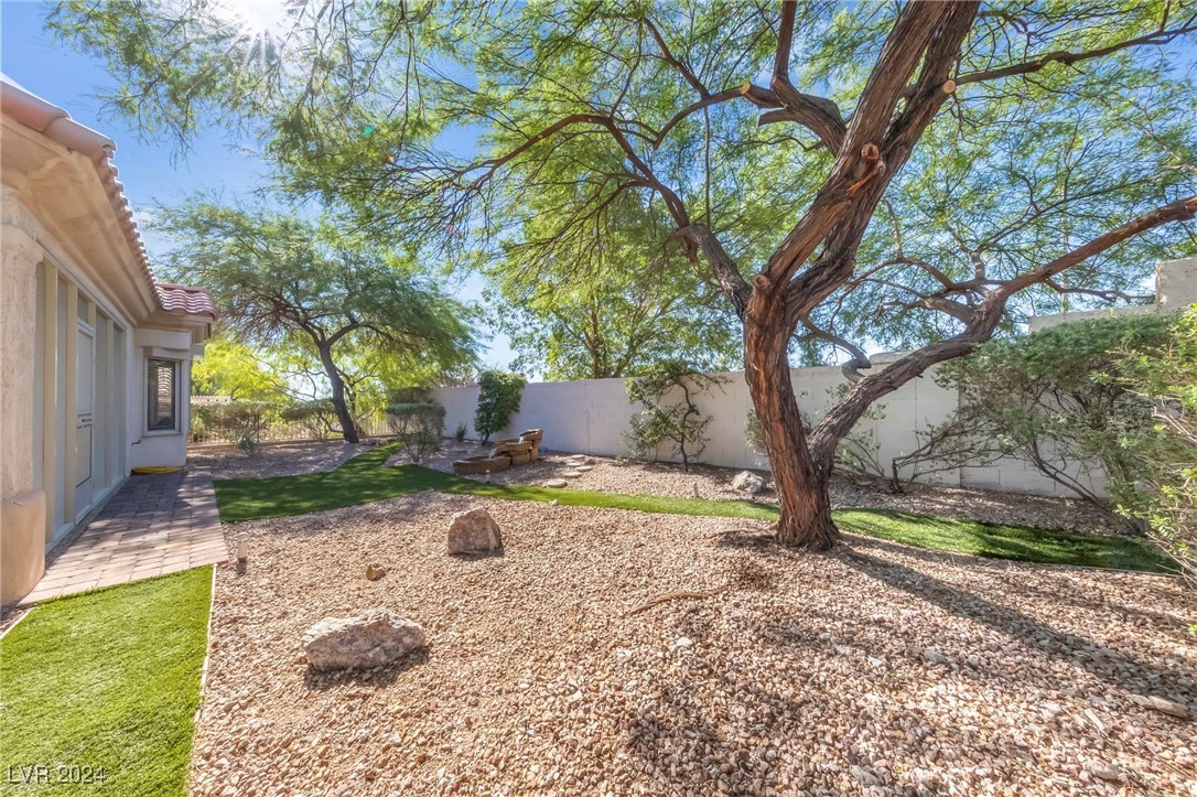 10201 Cresent Creek Drive