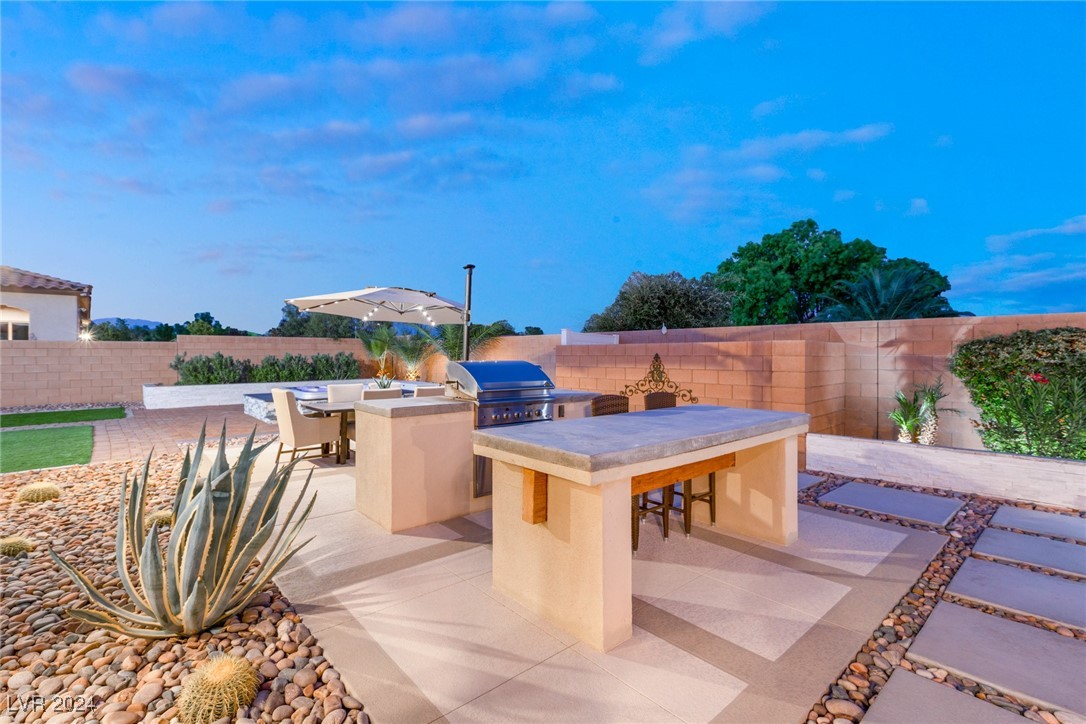 4742 Heartstone Circle