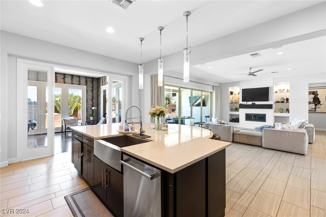 4742 Heartstone Circle