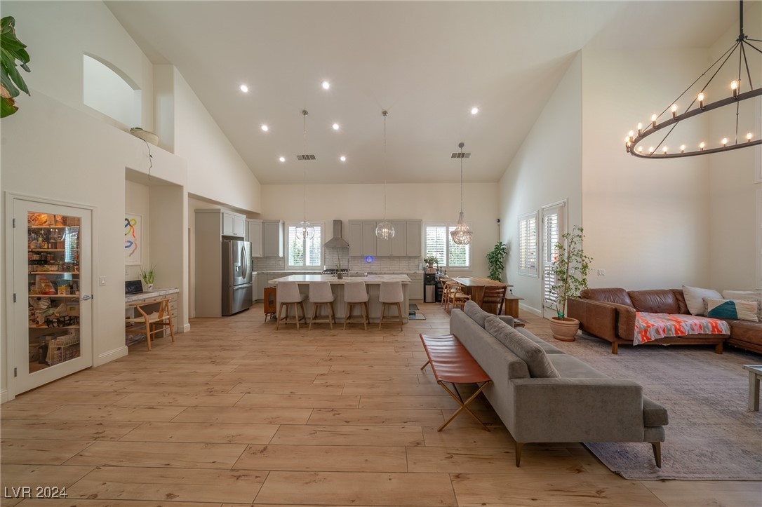 959 Armandito Drive