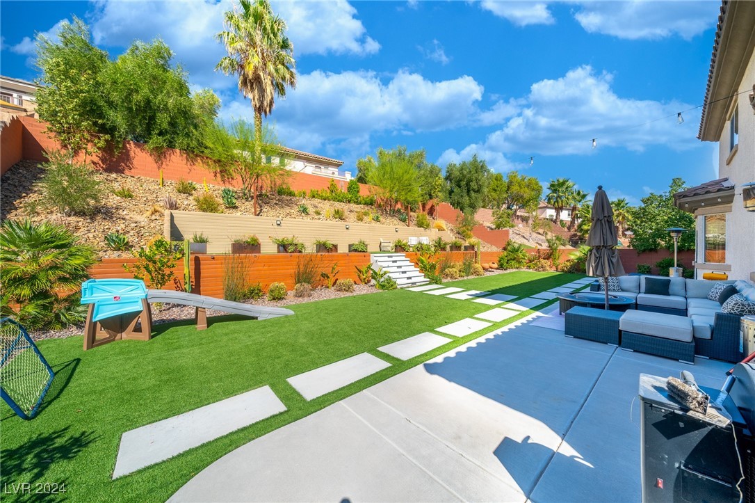959 Armandito Drive