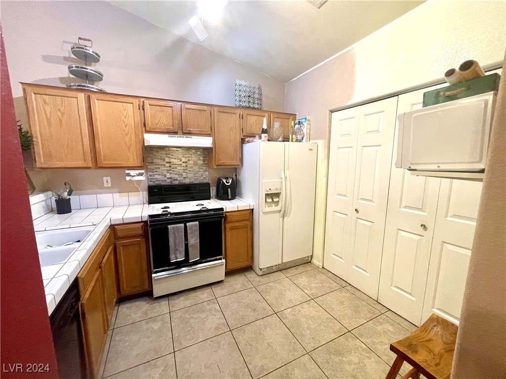 139 Tapatio Street