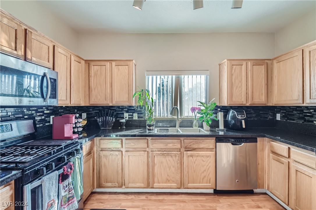 6170 East Sahara Avenue 1107