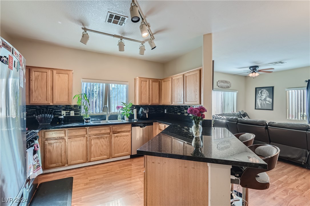 6170 East Sahara Avenue 1107