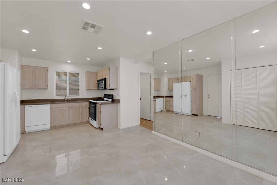 3435 Thackwood Drive