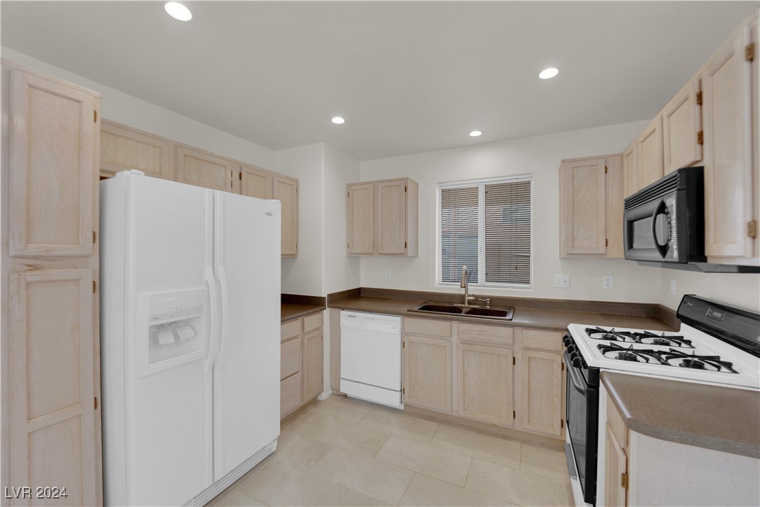 3435 Thackwood Drive