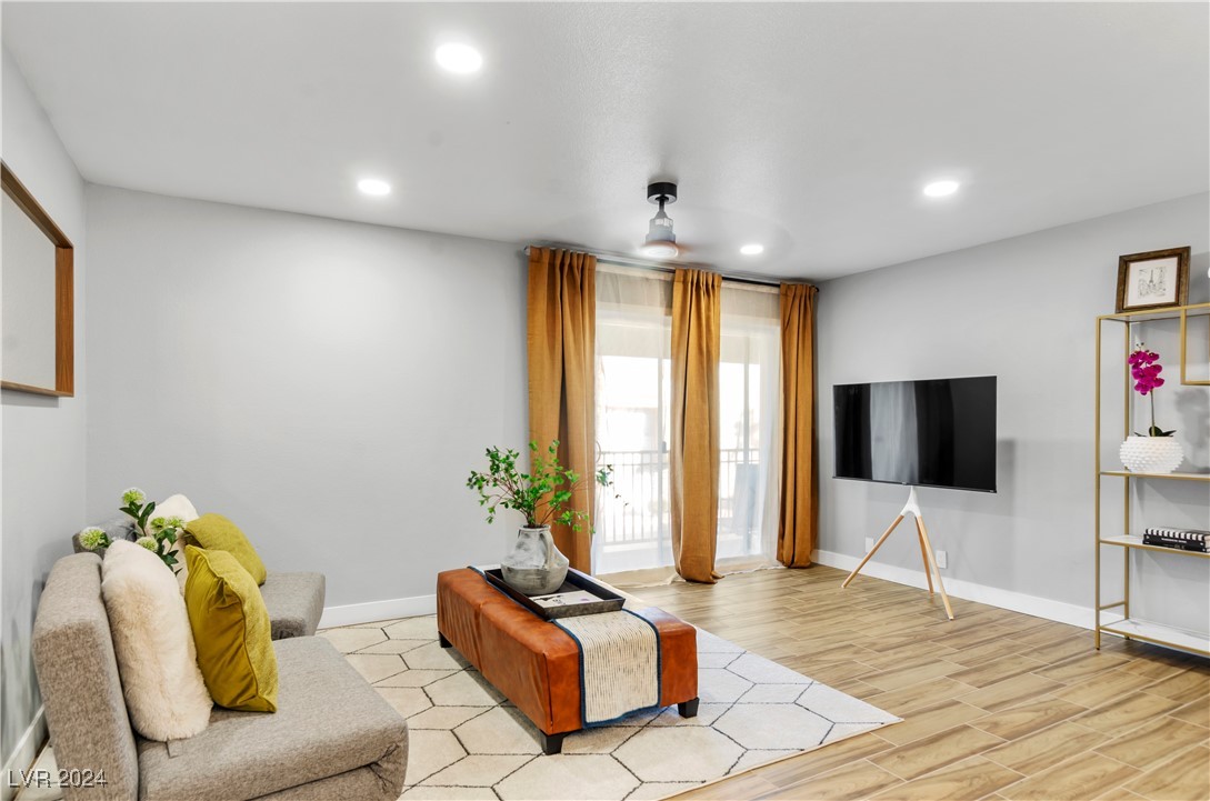4921 River Glen Drive 20