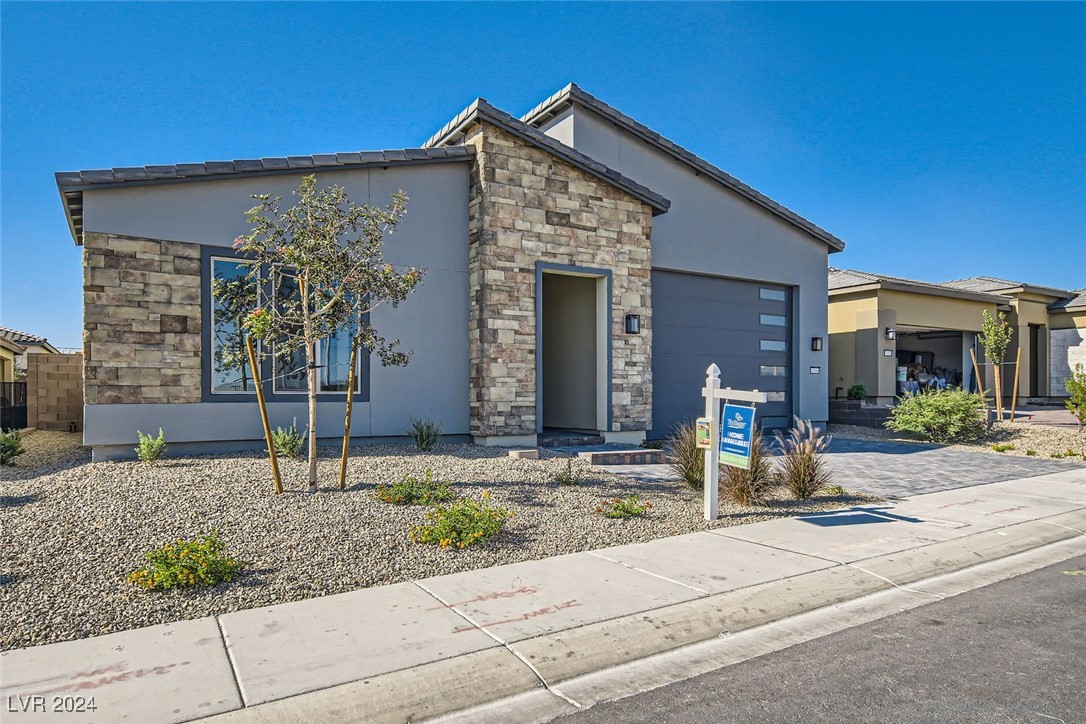10049 Ruby Rose Avenue