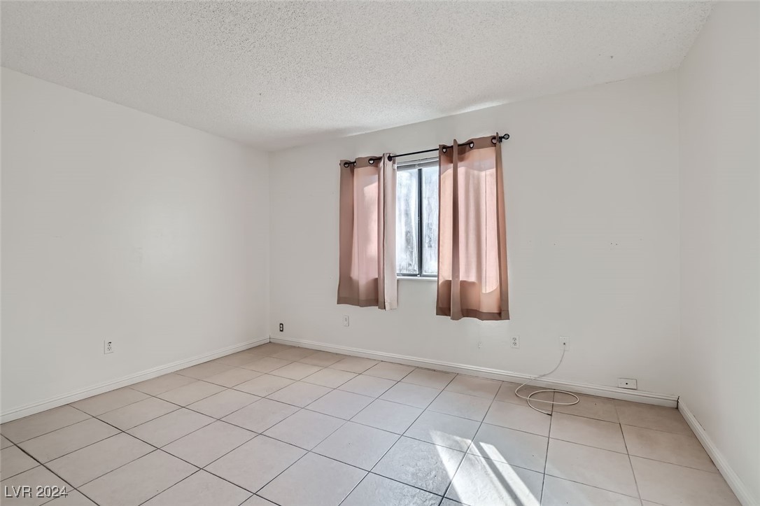 4742 Obannon Drive B