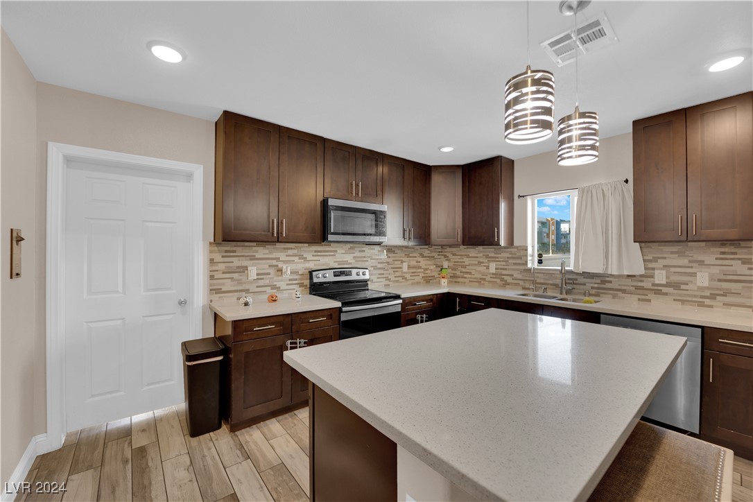 1601 Amboy Drive