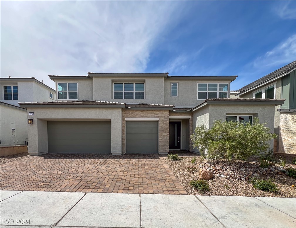 9043 Coastal Oaks Street
