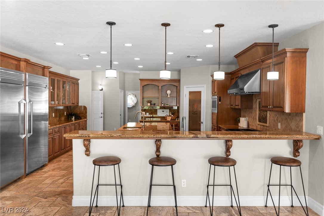 2261 Trafalgar Court