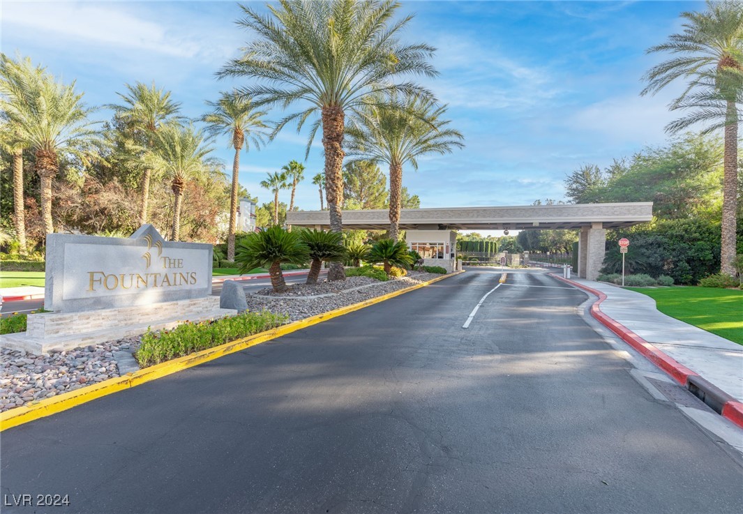 2261 Trafalgar Court