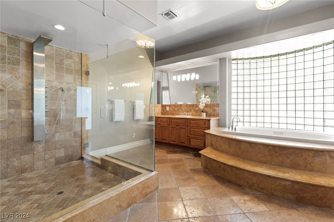 2261 Trafalgar Court