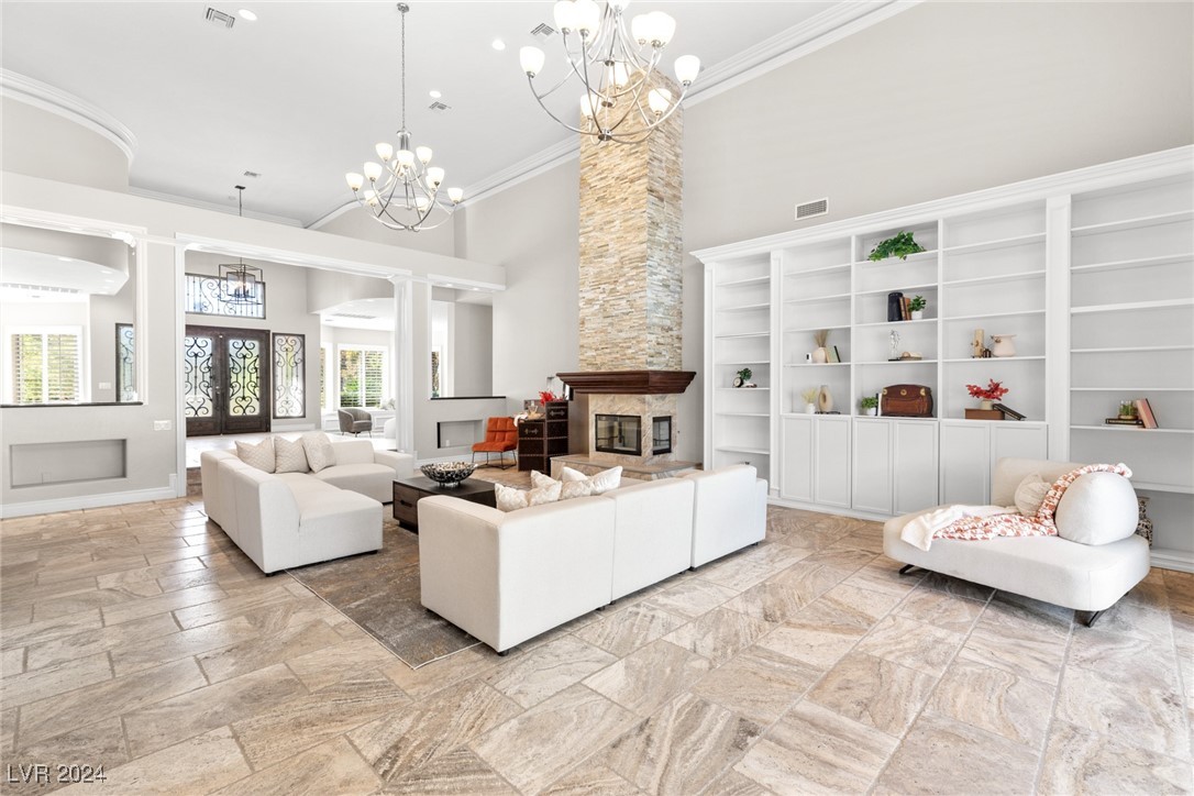 2261 Trafalgar Court