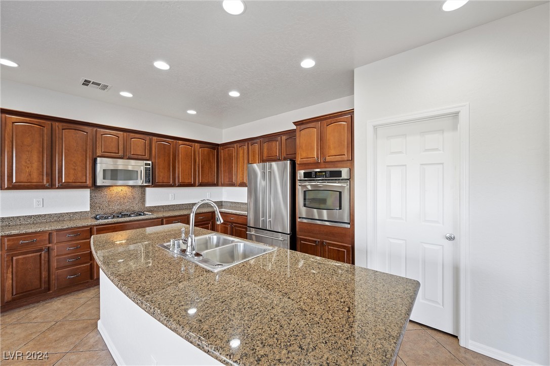 2686 Kinghorn Place