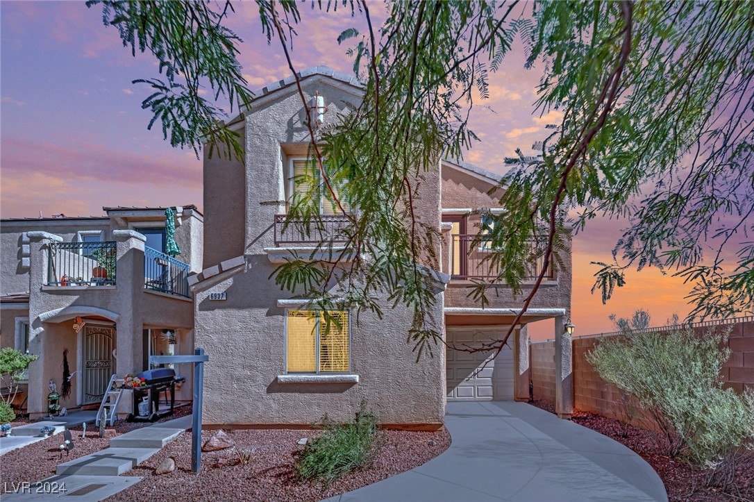 6937 Graceful Cloud Avenue