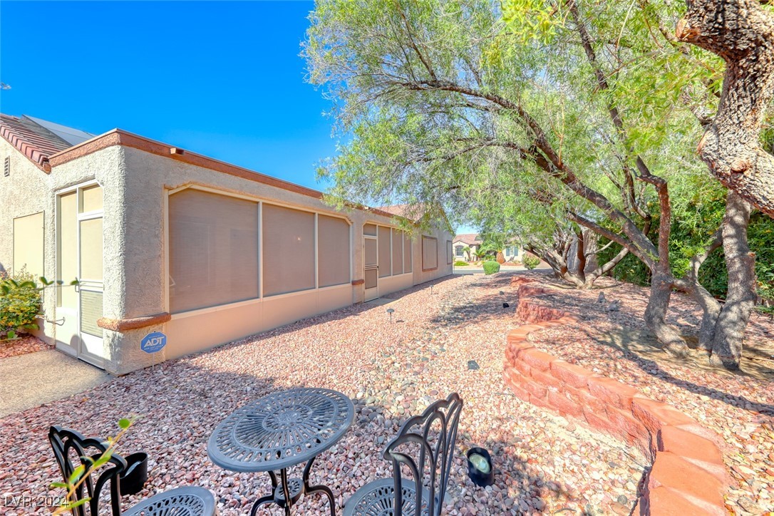 1826 June Lake Drive