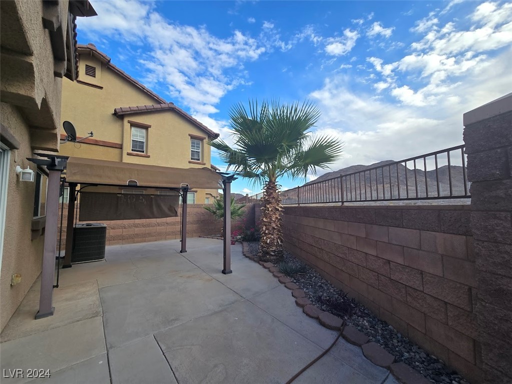1169 Paradise Mountain Trail