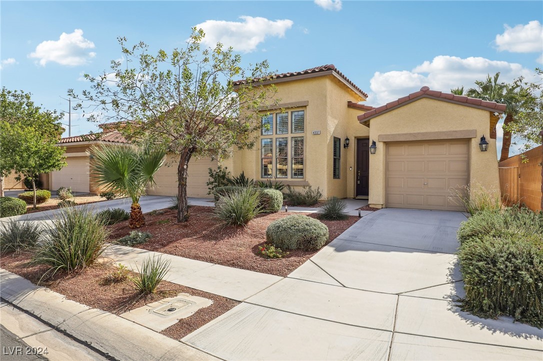 4337 Oasis Valley Avenue