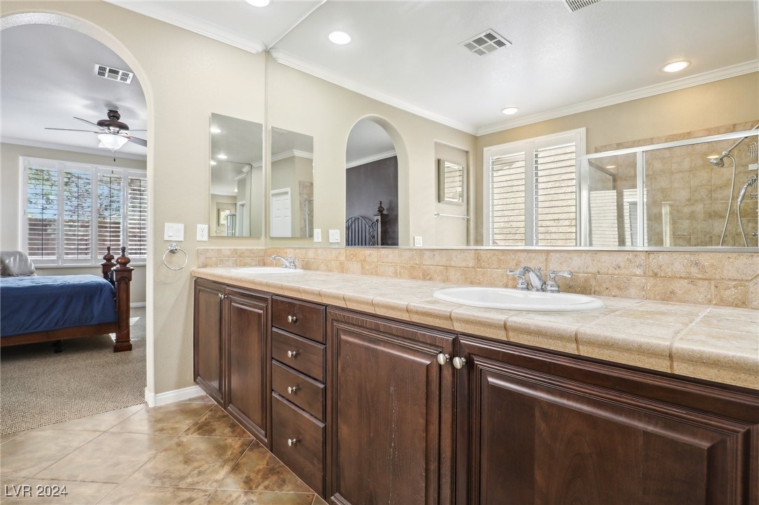 4337 Oasis Valley Avenue