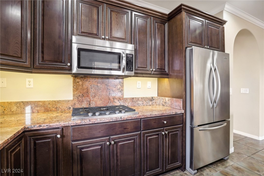 4337 Oasis Valley Avenue